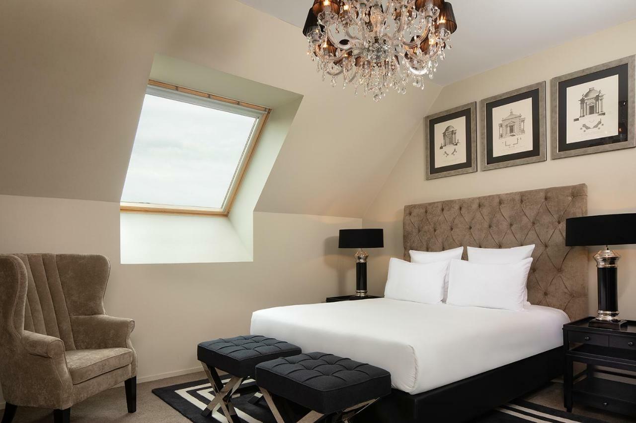 Royal Hainaut Spa&Resort Hotel Valenciennes Bagian luar foto